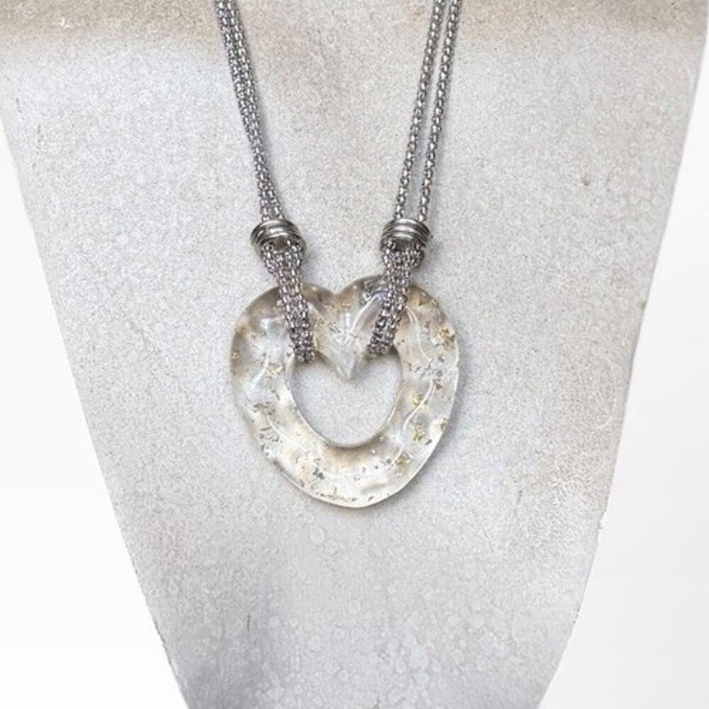 Urban Outfitters Cleare Resin Heart Pendant Necklace Iridescent Chunky Y2K NWT - Picture 3 of 11